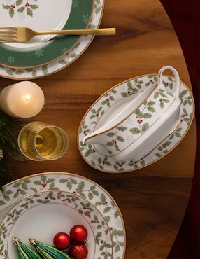 Salsera Noritake Holly & berry de porcelana 500 ml