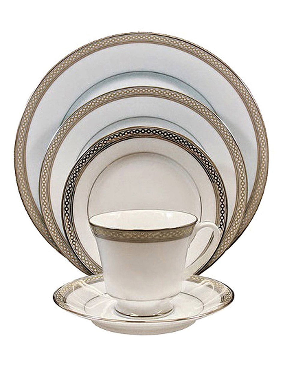 Vajilla cerrada de porcelana Vajilla cerrada de porcelana