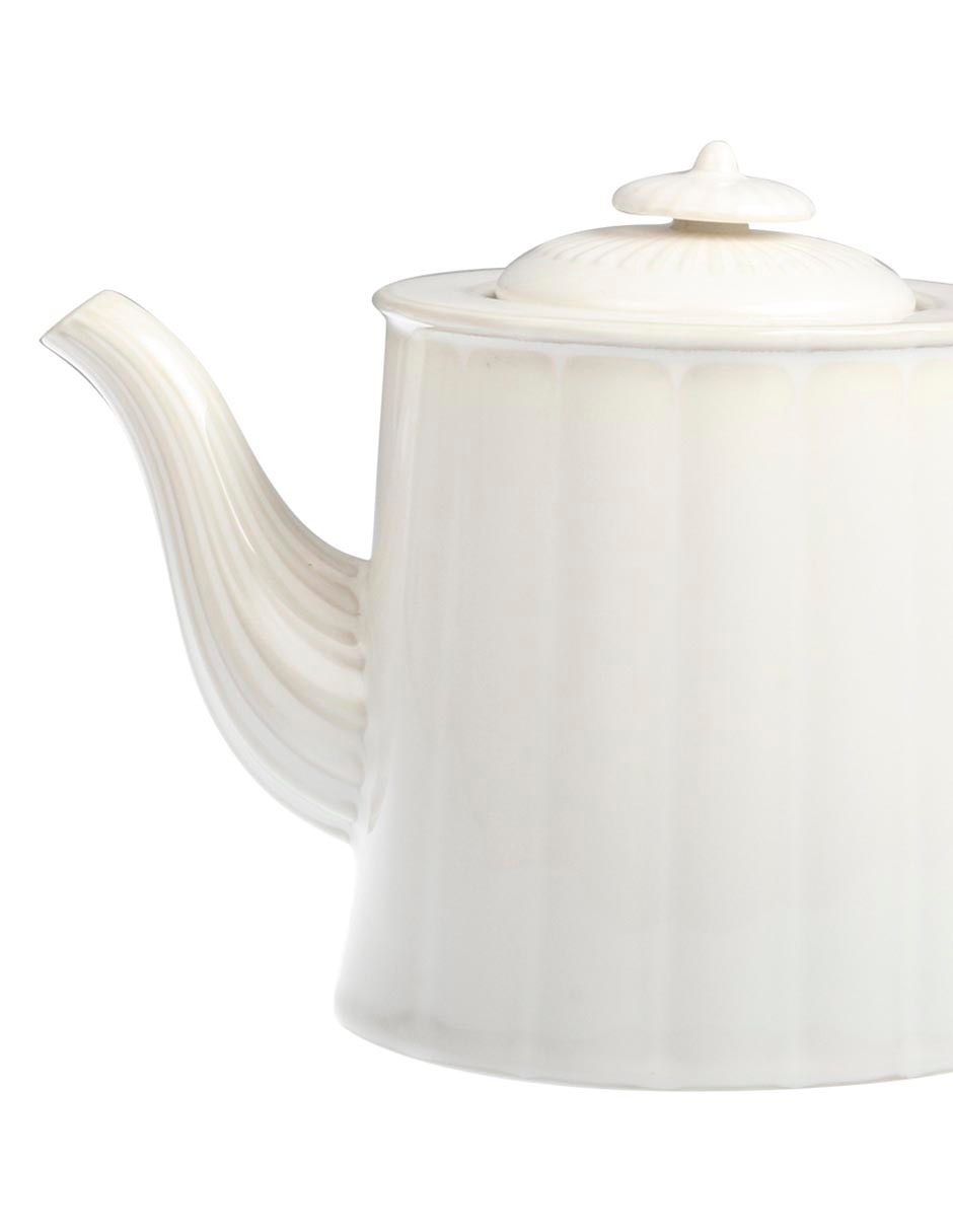 Tetera convencional de porcelana 3