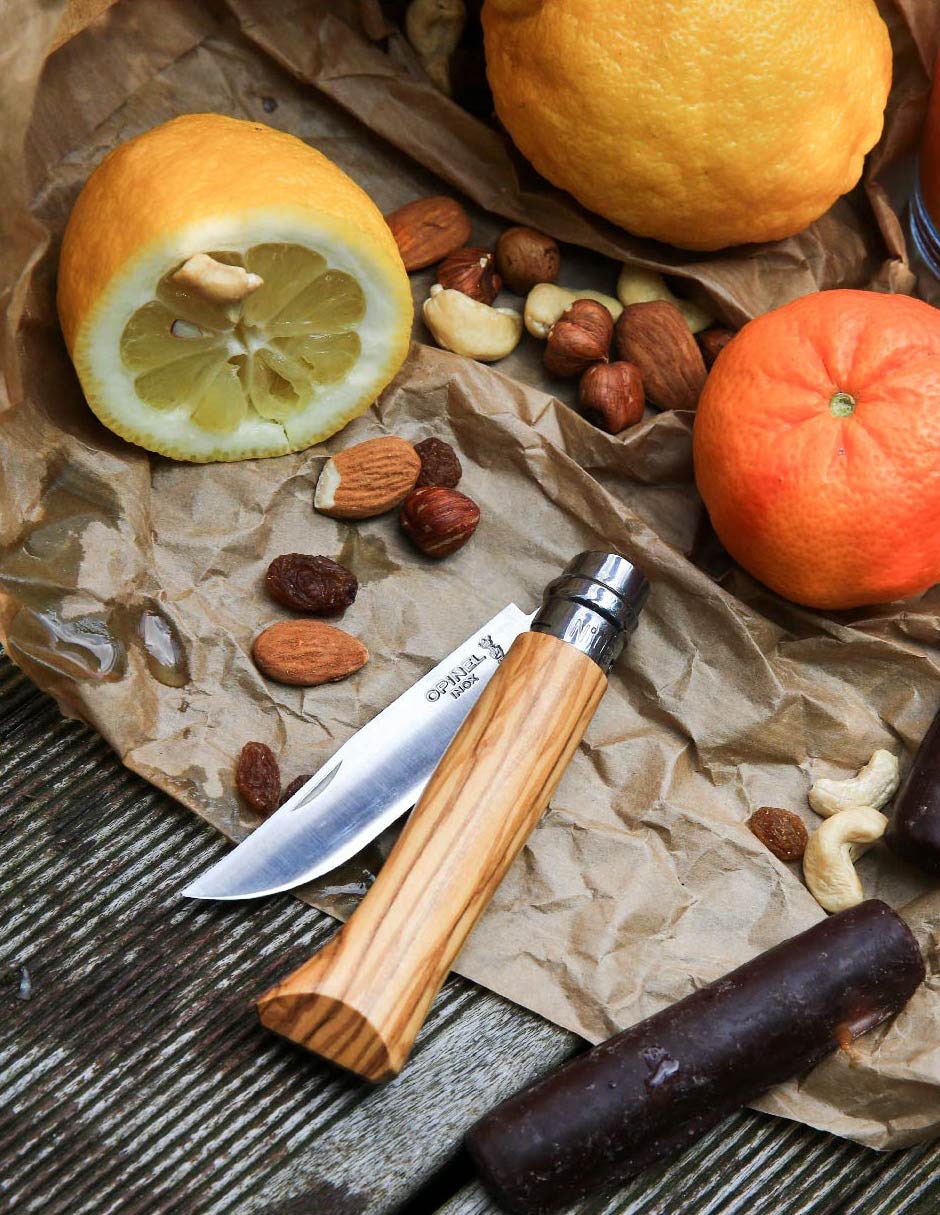Navaja de madera de olivo con funda elegante 3